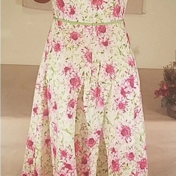 Carmen Marc Valvo Cream Sundress with Spaghetti Straps - Picture 2 of 9